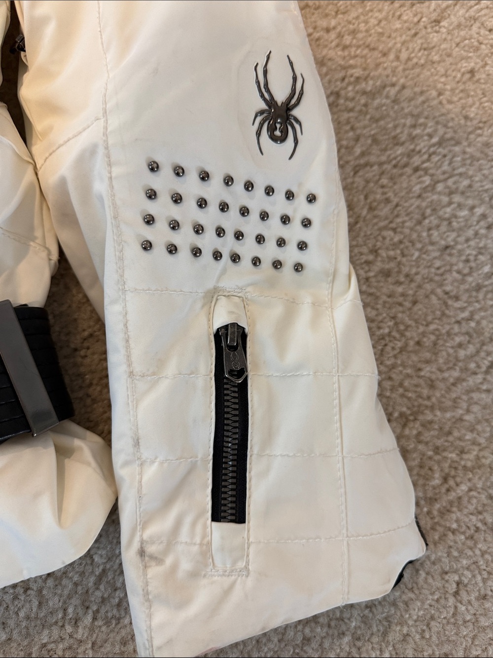 Ski jacket - Picture 2 of 8